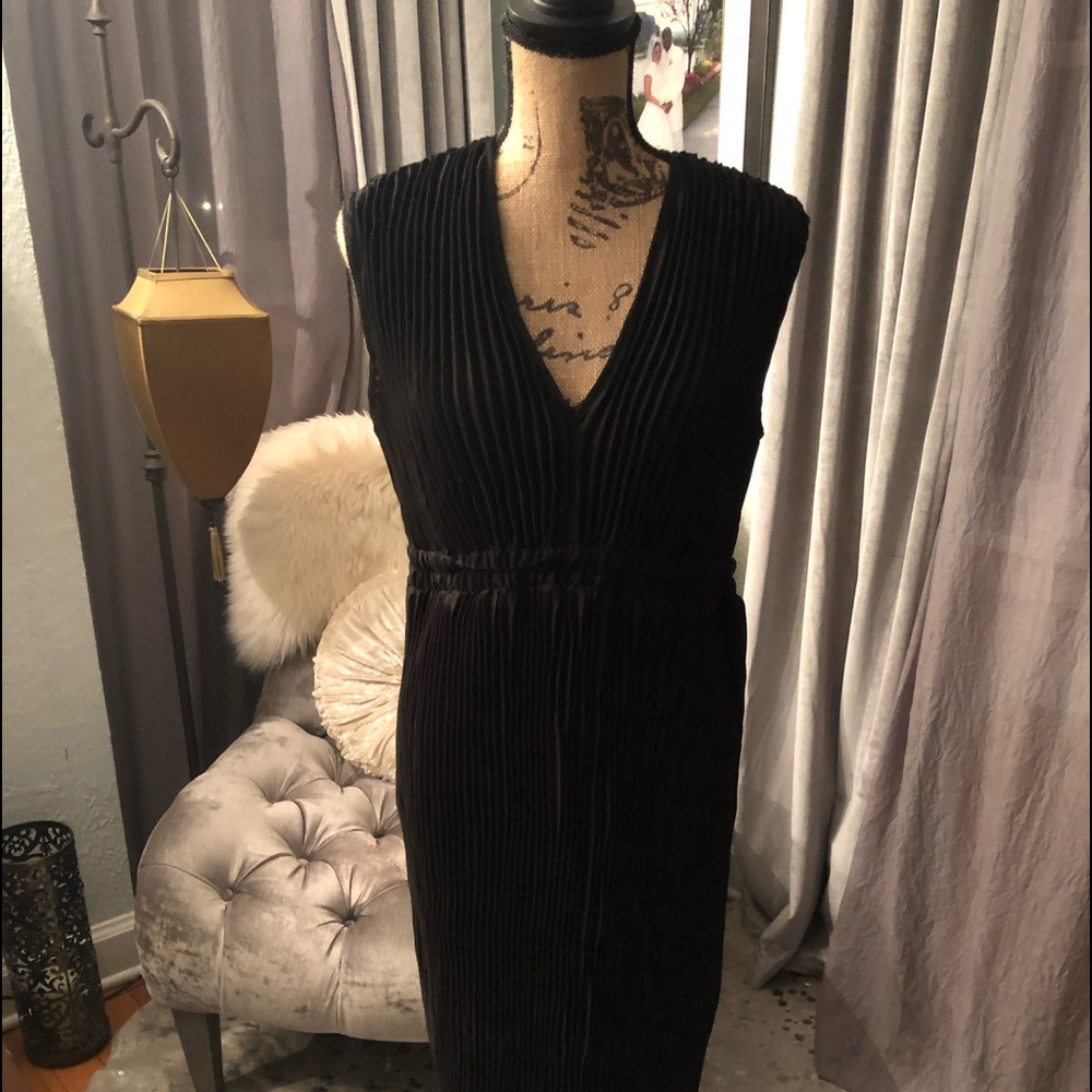 Romeo and Juliet Couture black dress NWT - Picture 2 of 7
